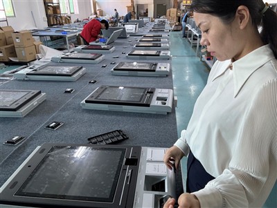 Pregled kakovosti pred montažo kioska